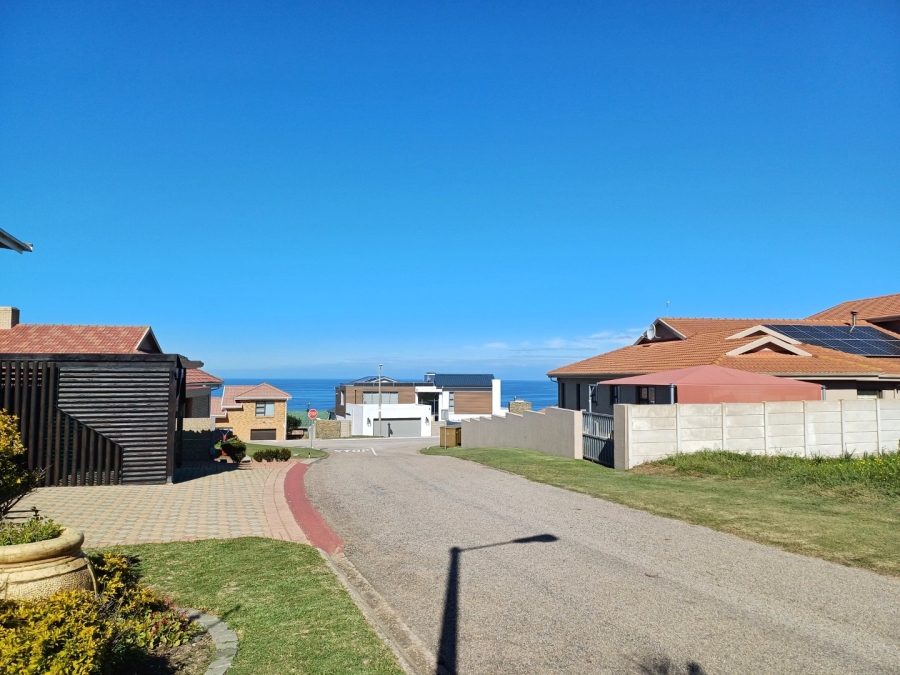  Bedroom Property for Sale in Reebok Western Cape